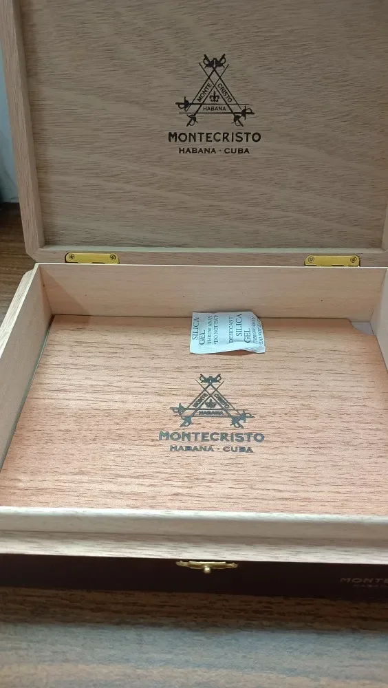 Cigar Box Humidor 80 Th Anniversary Monte Wooden  Box Men's Retro Style Travel Humidor  Cigar Accessories