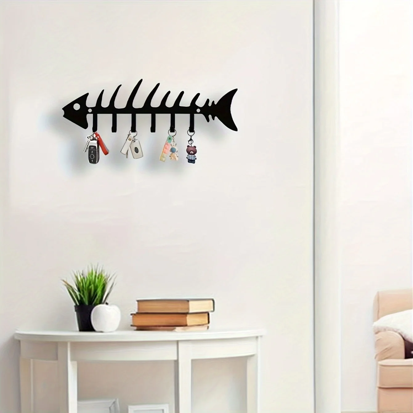 Metal Fishbone Key Holder Wall Hook, Durable Wall Storage Organizer with Decorative Metal Design for Entryway
