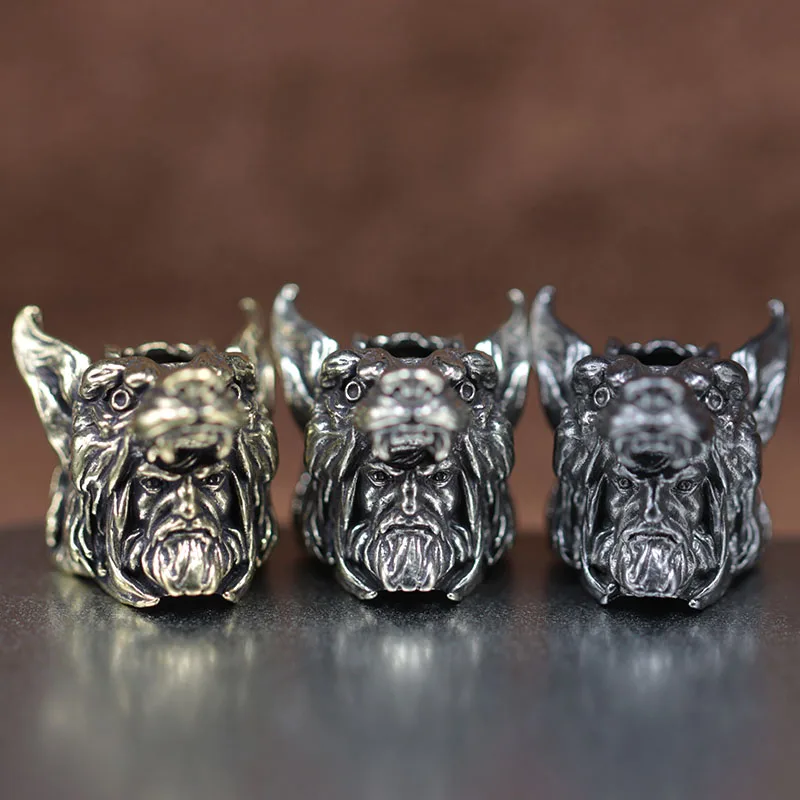 

Frostwolf Head Sculpture Brass Knife Bead EDC Outdoor DIY Paracord Woven Lanyard Pendant Jewelry Umbrella Rope Hanging Accessory