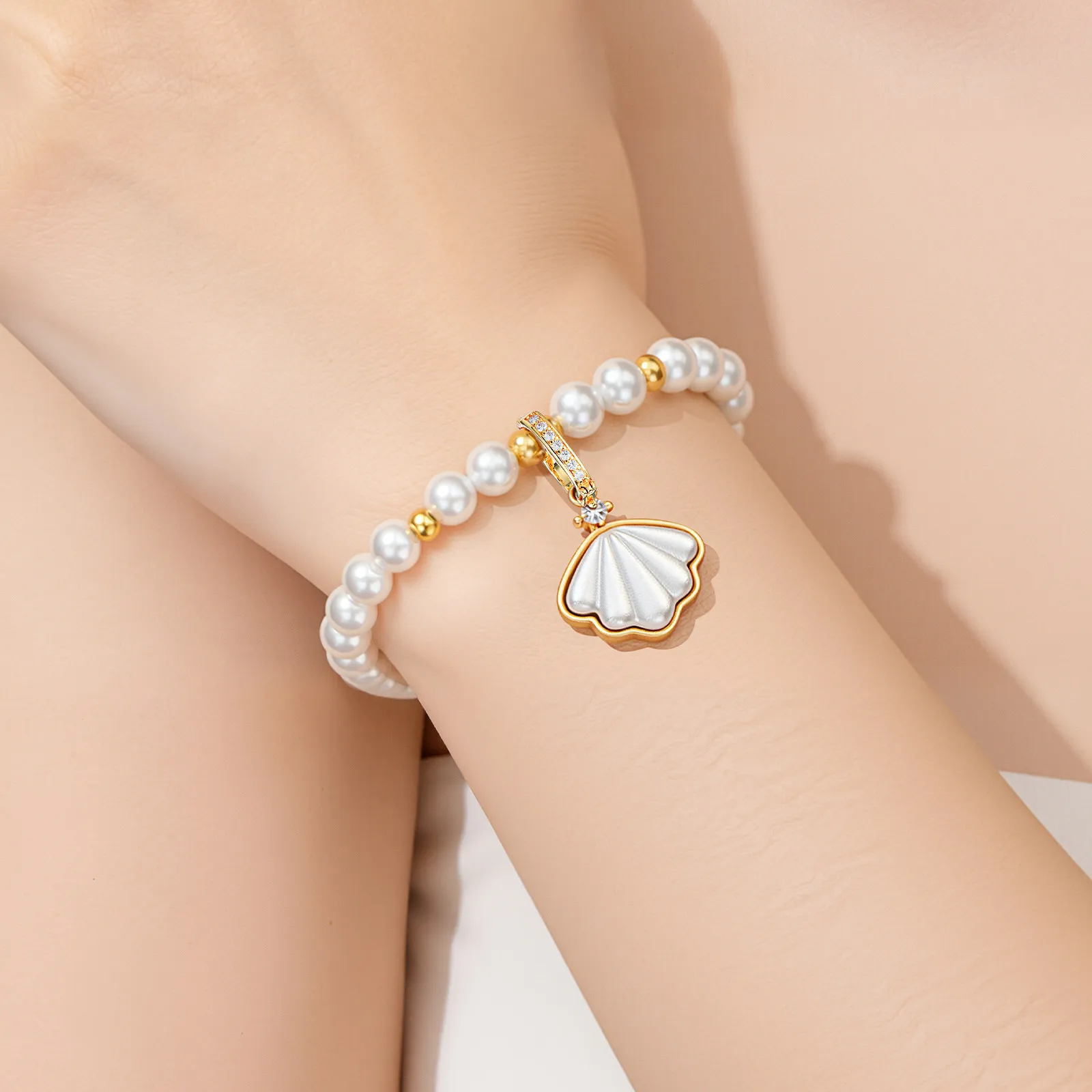 2Pcs Jewelry Buckles Necklace Shortener Clasps Rustproof Pearl Enhancer Connectors for Bracelet and Necklace Making Supplies