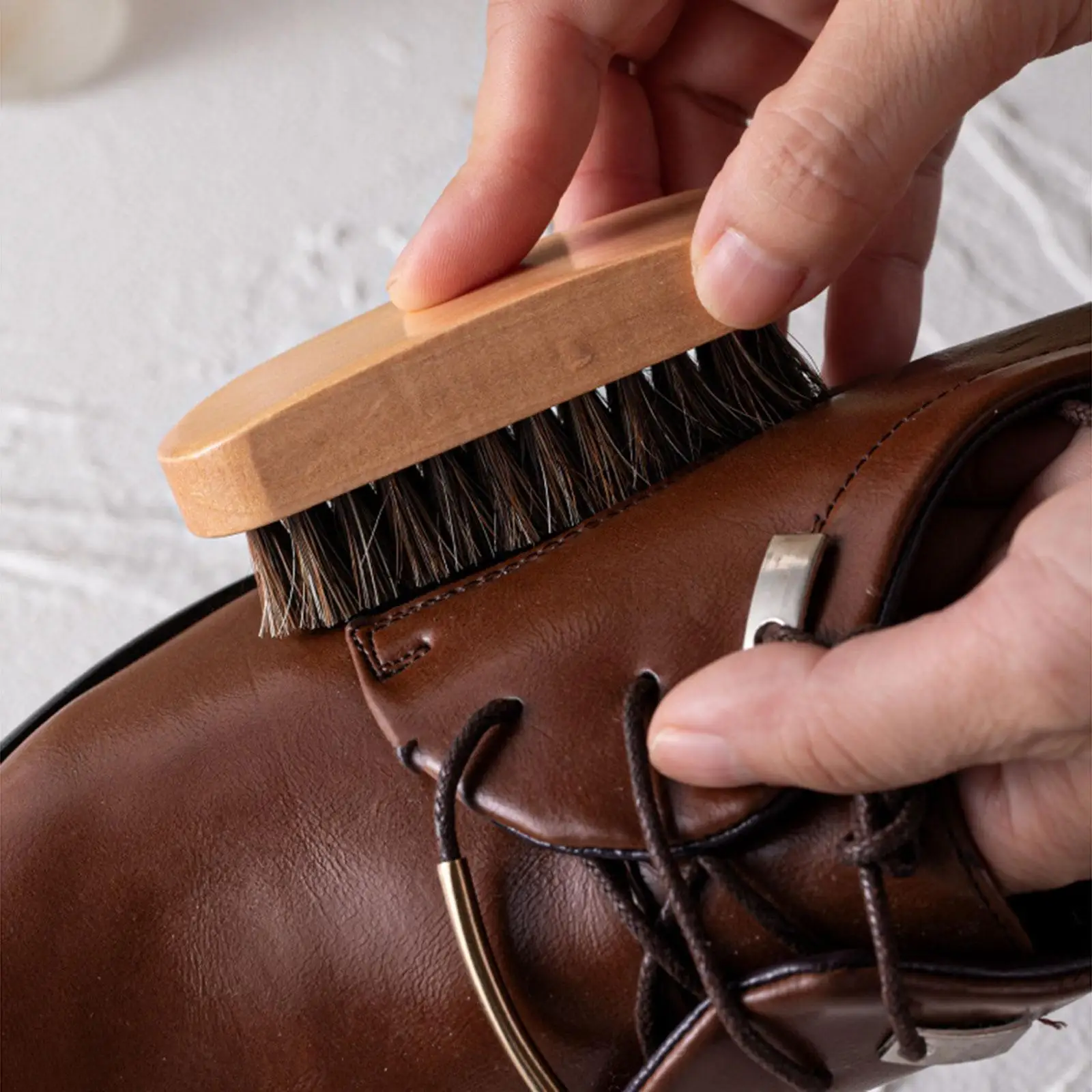 

Travel Leather Shoe Care Kit Detailed Cleaning Toothbrush Shoe Shine Kit