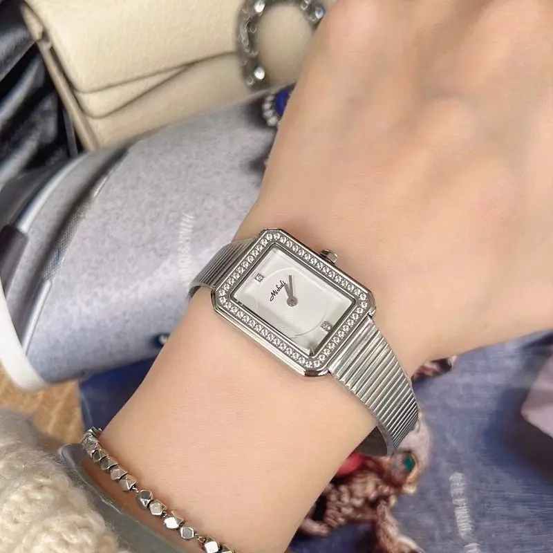 New Rectangular, Minimalist, Ultra-Thin, Exquisite And Fashionable Small Square Watch With Steel Or Leather Strap For Women.