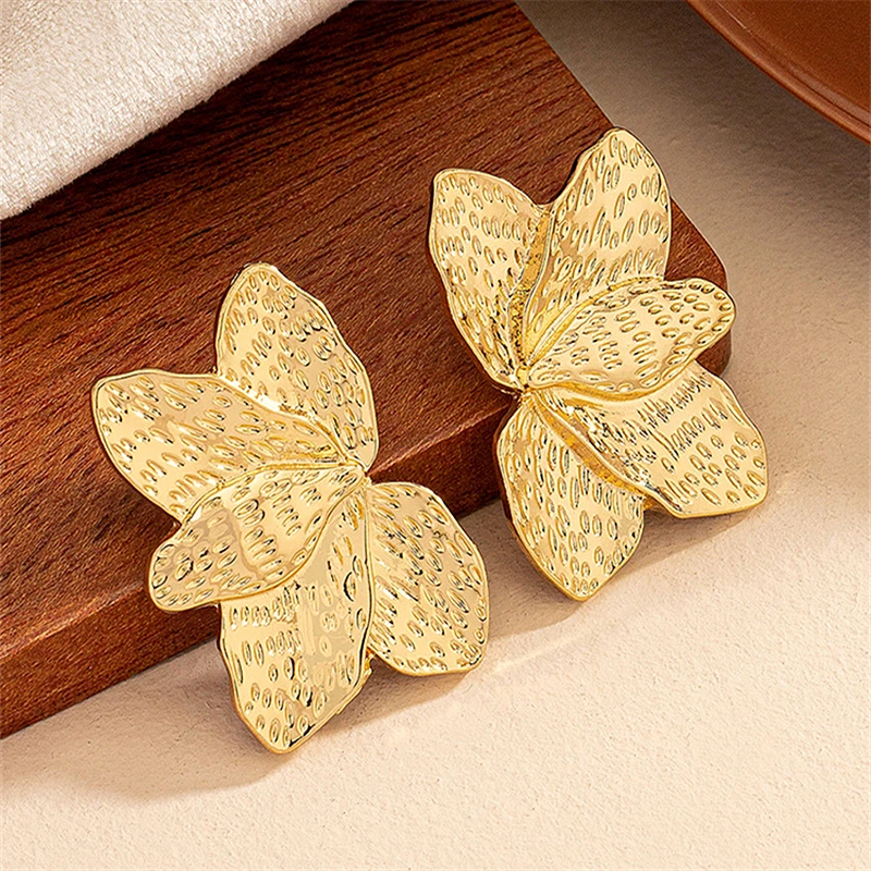 HUANQI Gold Color Metal Multi Leaf Alloy Flower Petals Texture earrings for Women Asymmetrical Minimalist Ins Vintage Jewelry