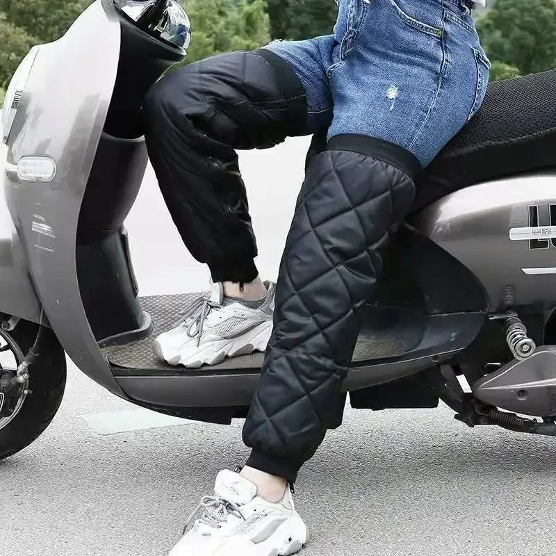 

Electric car lengthened knee pads warm old cold legs external use women wear fashion tram windproof leg pads pedal motorcycle