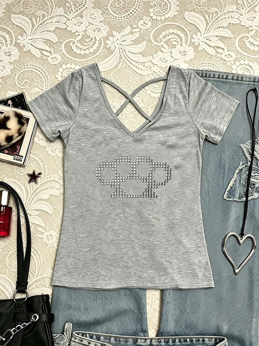 Street Fashion Goth - Grunge Goth Ladies V Neck Tee