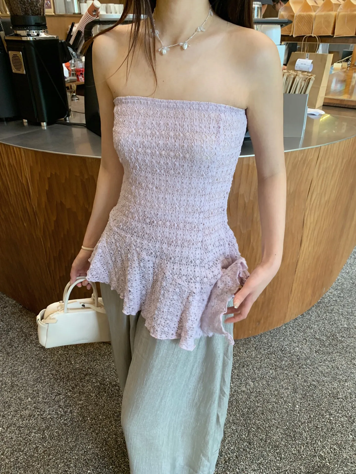 Women's Lace Embroidery Camisole Irregular Hem Slash Neck Sleeveless Solid Color Fashion Top