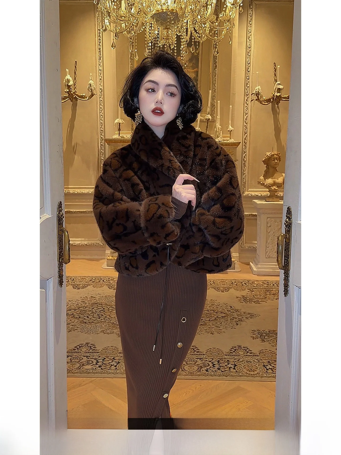 

Lyxj Mochi Short Thickened Flap Collar Fur Coat Women's Fashionable Warm Polyester Fiber Short Coat Winter Outerwear