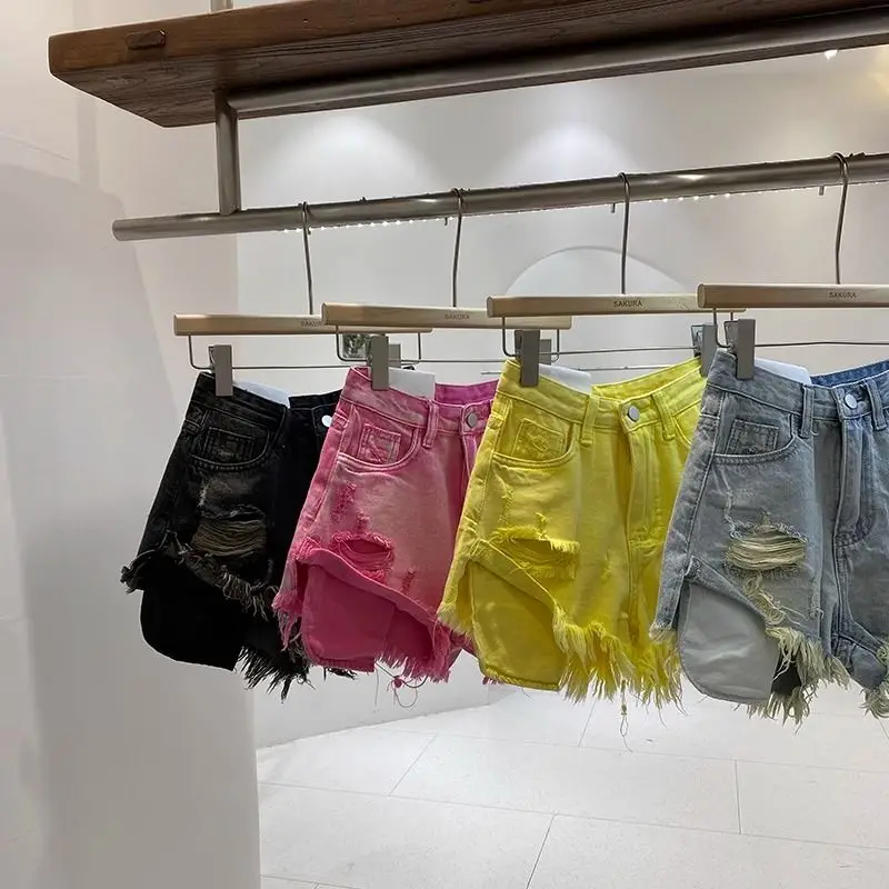 

2025 Новые джинсовые шорты с рваными краями и высокой талией, широкие женские шорты