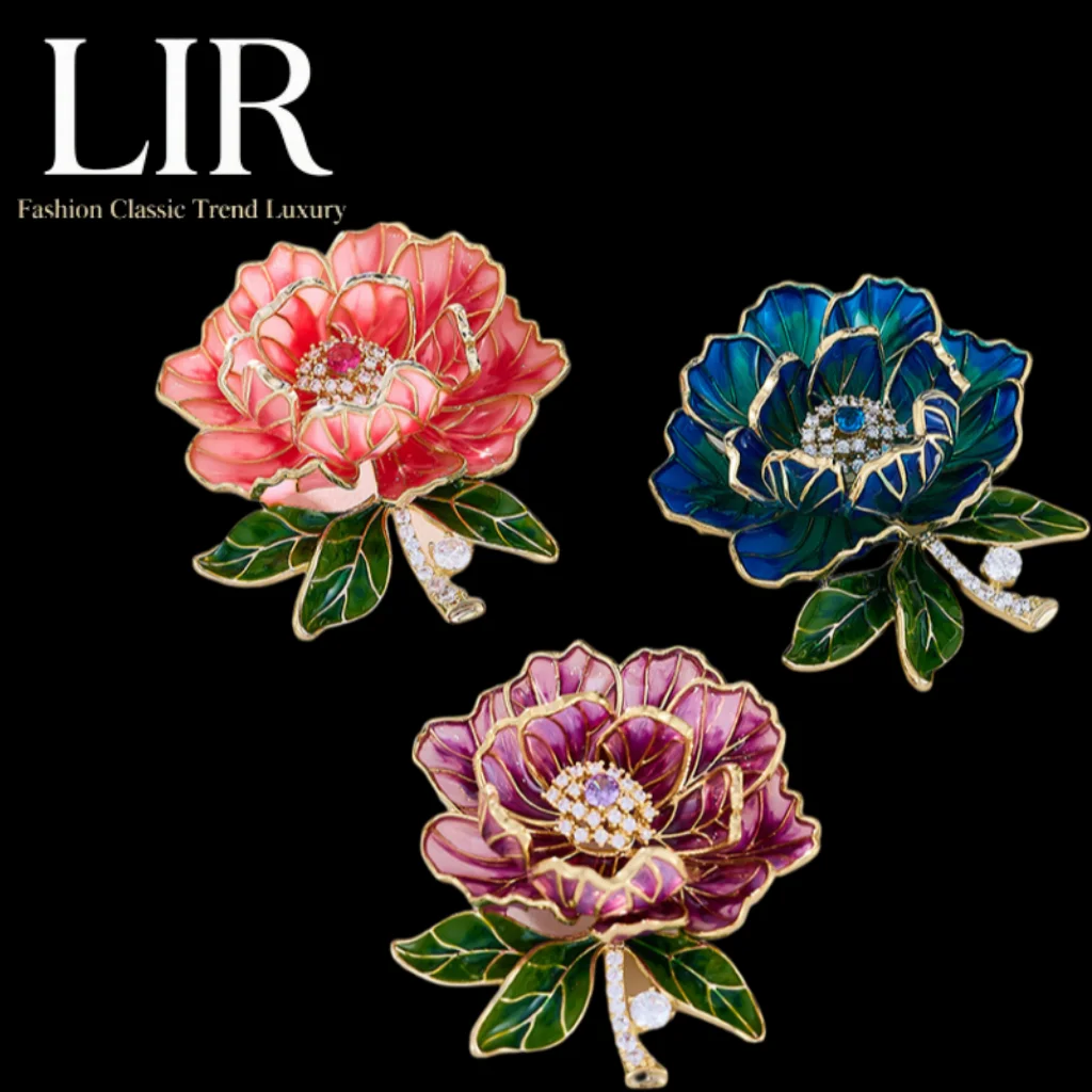 

Брошь LIR Enamel 3D Peony: красочная, не выцветающая, форма - удерживающая, элитная для женщин, стиль Rich Bloom