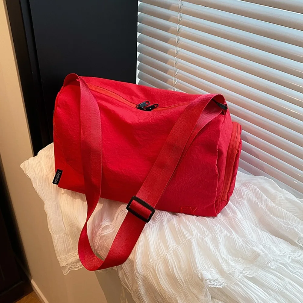 

Квадратная сумка для сообщений в корейском стиле, быстросохнущая нейлоновая сумка через плечо большой вместимости, однотонная повседневная спортивная сумка на плечо, женская