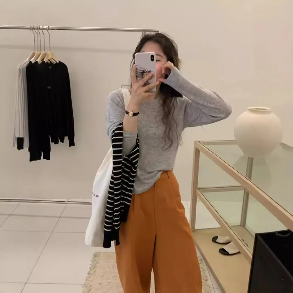 

Женский мягкий восковой вязаный топ с длинными рукавами, маленькая свежая стильная рубашка с круглым вырезом, тонкий дизайн, 6 шерстяных материалов