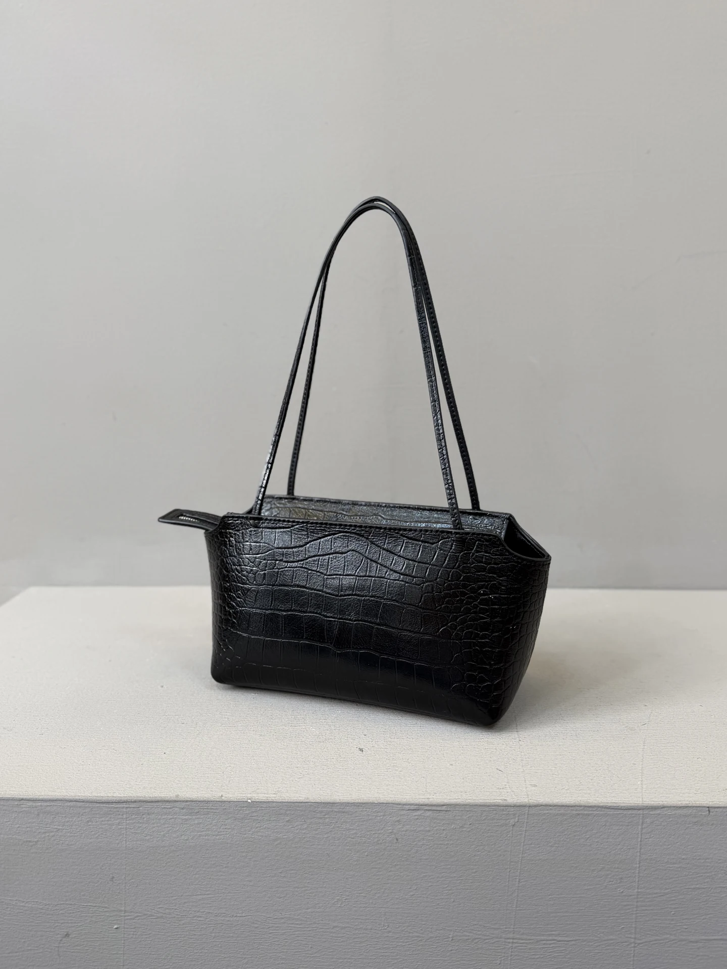 Top Layer Cowhide Crocodile Pattern  Handbag Single Shoulder Bag Women's 2026 New Spring Summer Underarm Bag