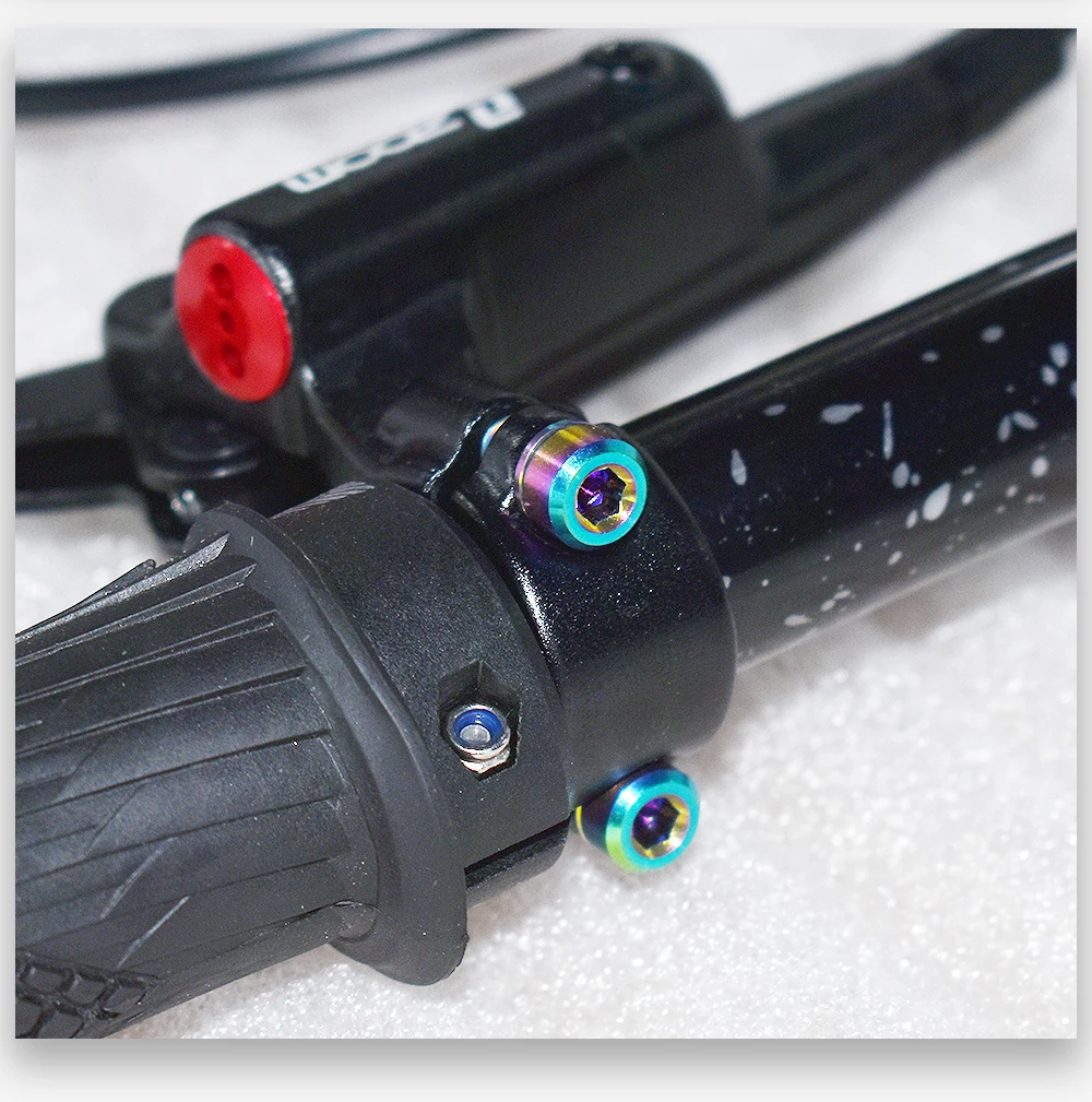 KRSEC Fahrrad-Vorbau-Schrauben aus Titanlegierung, Bremshebelschrauben M5 x 18mm mit Unterlegscheiben-Set für Rennrad und MTB Vorbau (6 Stück) – Detail 12