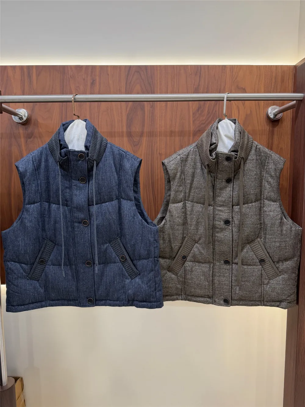 2026 New Autumn Winter  Cotton Vest Women Thick Warm Sleeveless Coat Outerwear Chic Stand-up Collar Cotton Padded Waistcoat