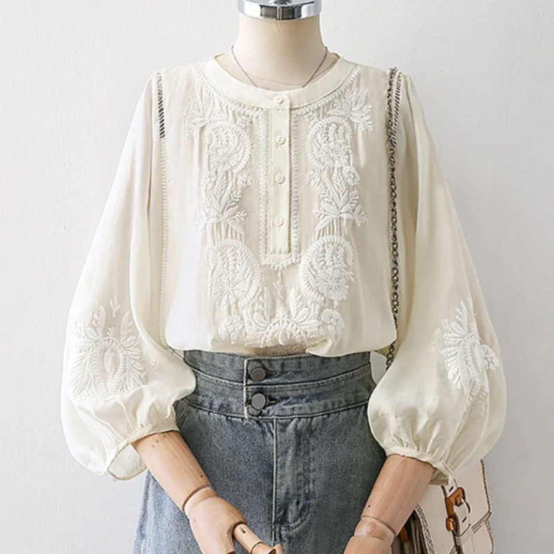 

Oversize Loose seven quarter sleeved Blouses Shirts For Women Tops Summer Floral Embroidery Beige Cotton Rayon Boho Blouse Shirt