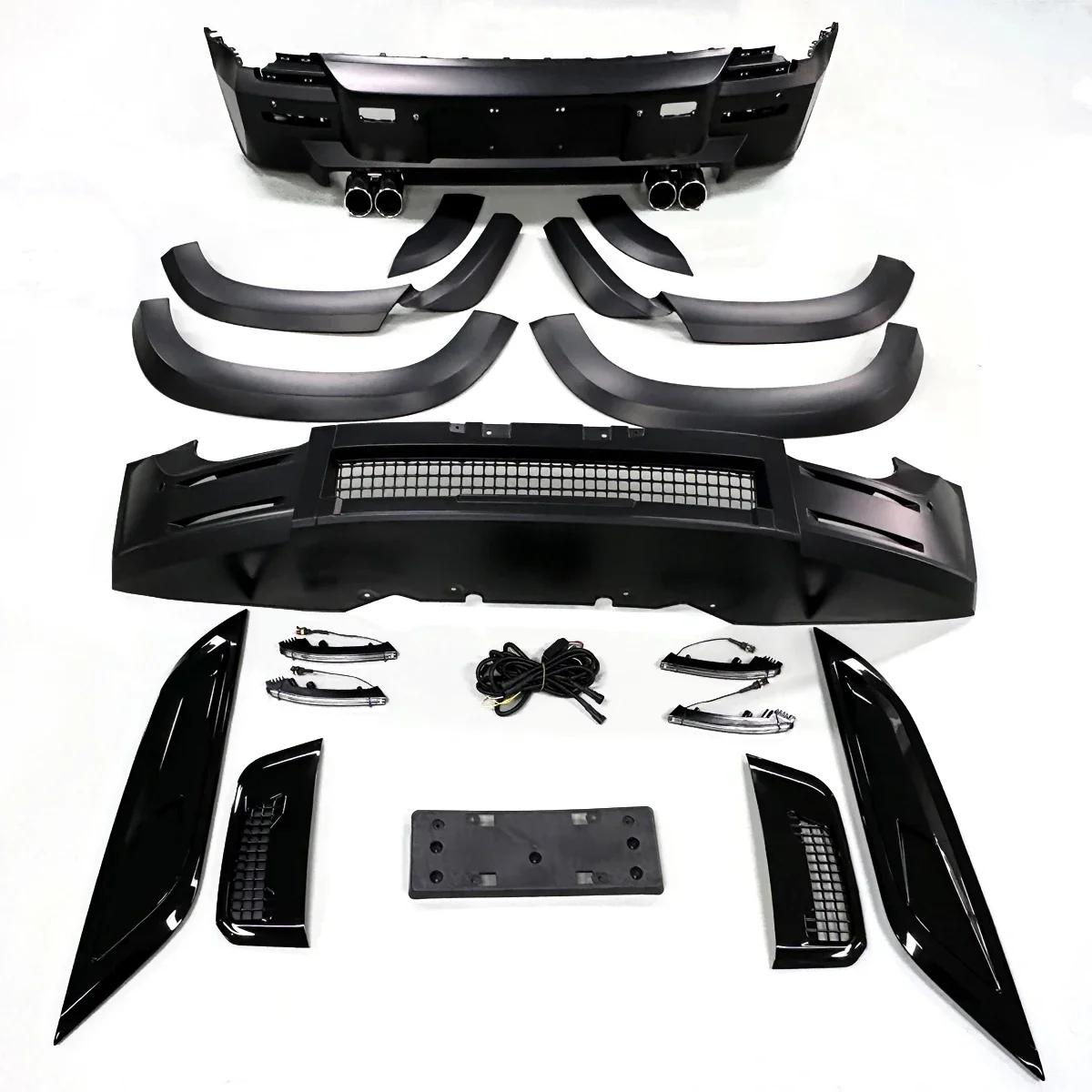 

Hot selling bumpers Body kit for Land Rover Defender 90/110/130 2019+ change to lumma.