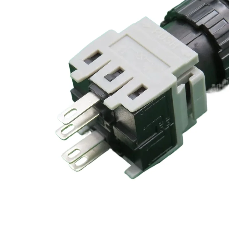 High Quality Industrial Sewing Machine Parts ME10E0270 Emergency Stop Button Switch for