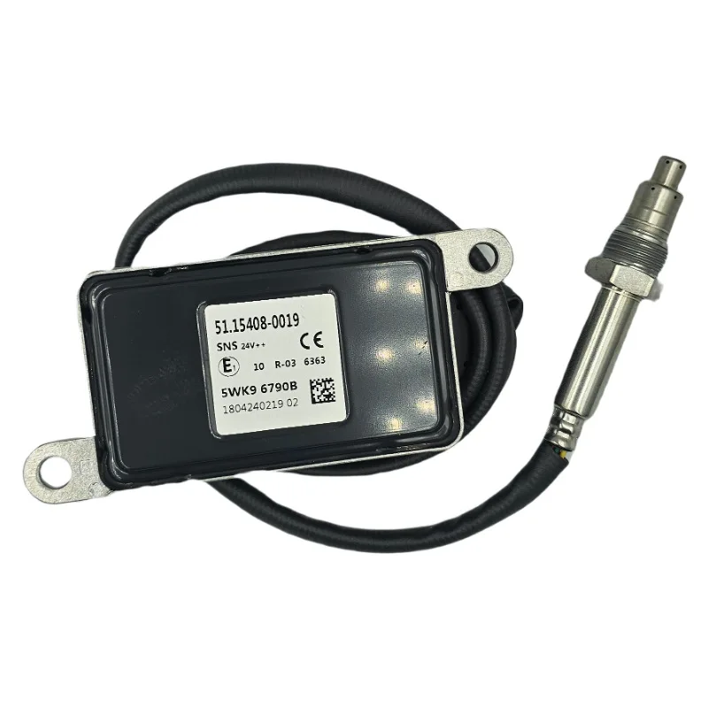 

NOx Nitrogen Oxygen Sensor 5WK9 6790B 51.15408-0019 Suitable for Man Truck