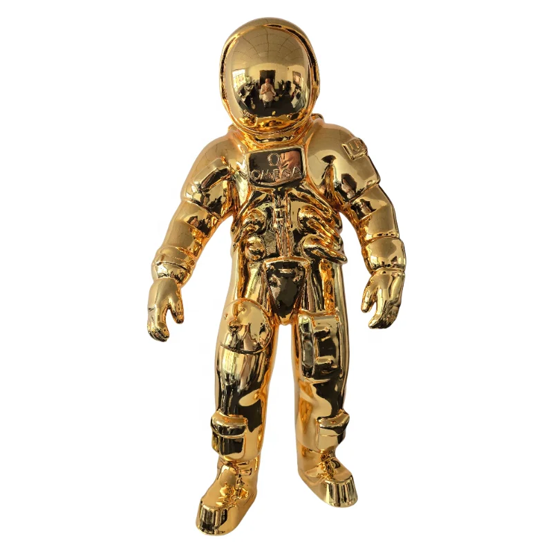 

Interior Home Office Hotel Display Art Gallery Display Astronaut Sculpture with 3-foot Electroplated Gold Resin