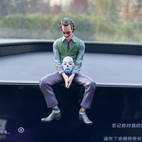 10cm Roof Decoration Joker Heath Ledger Sitting Posture Figures Car Doll Tail And Roof Pendant Model Statue Collectable Toys