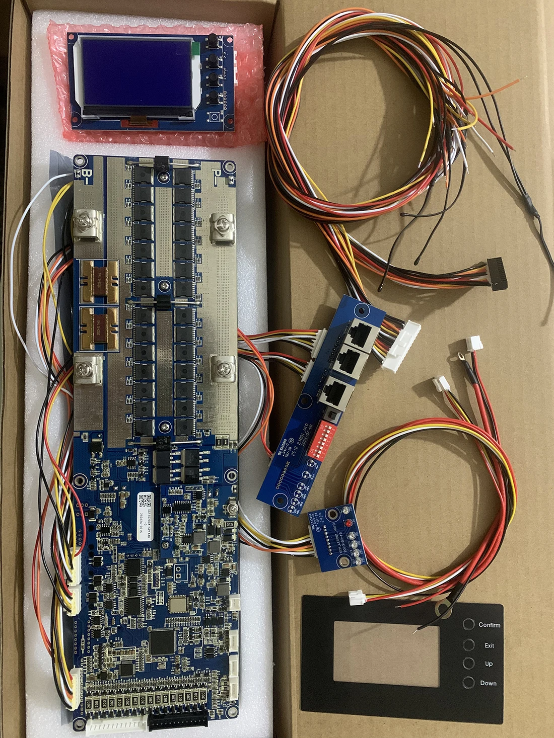 

Seplos bms 3.0 Smart bms 100A/150A/200A 24 В/48 В 13S 14S 8S 15S 16S LFP с Bluetooth ЖК-экраном BMS Литий-ионный аккумулятор LiFePO4