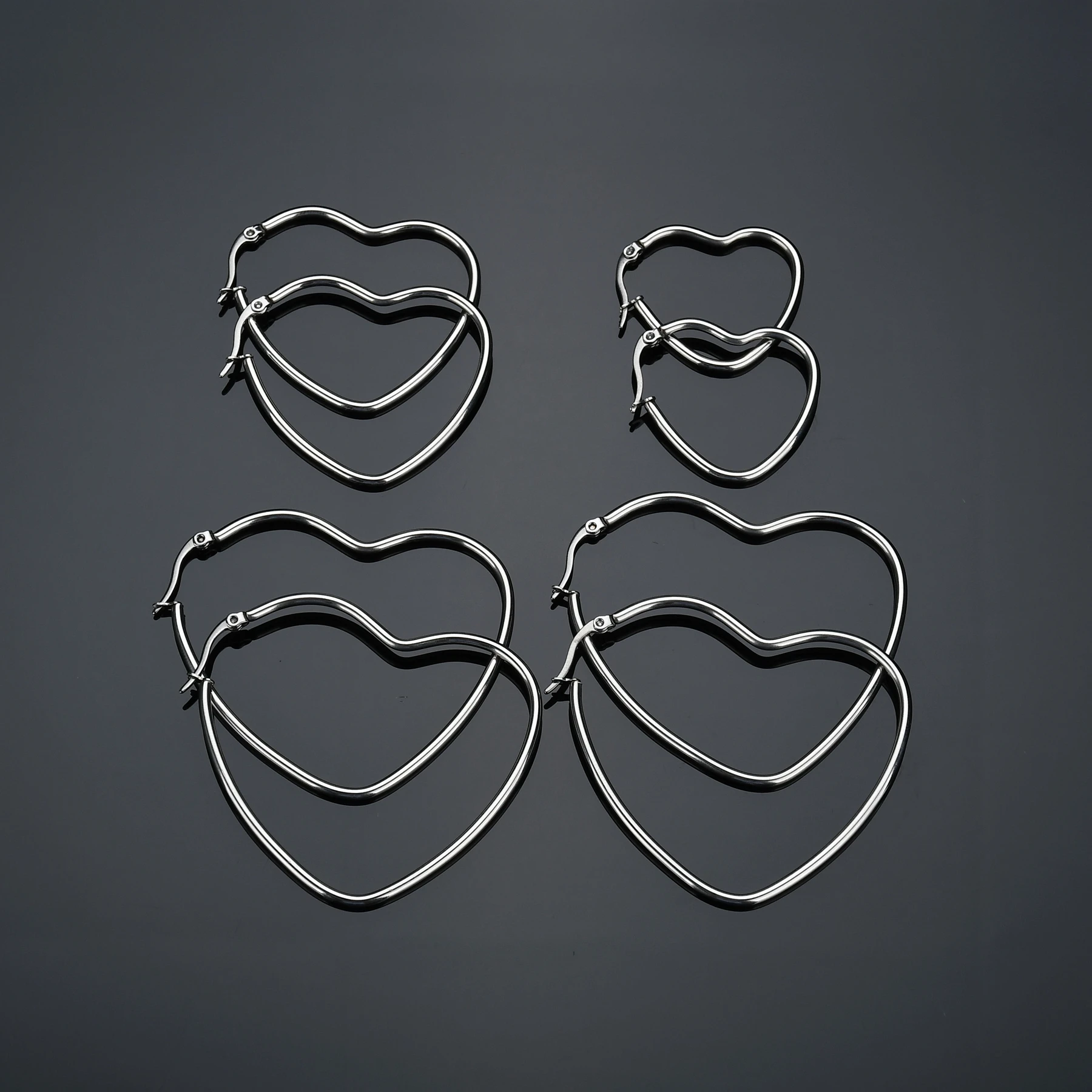 Akizoom New Fashion Star Shape Earring Stainless Steel Punk Hoop Earrings Jewelry for Women Girls Birthday Mother\'s Day Gifts