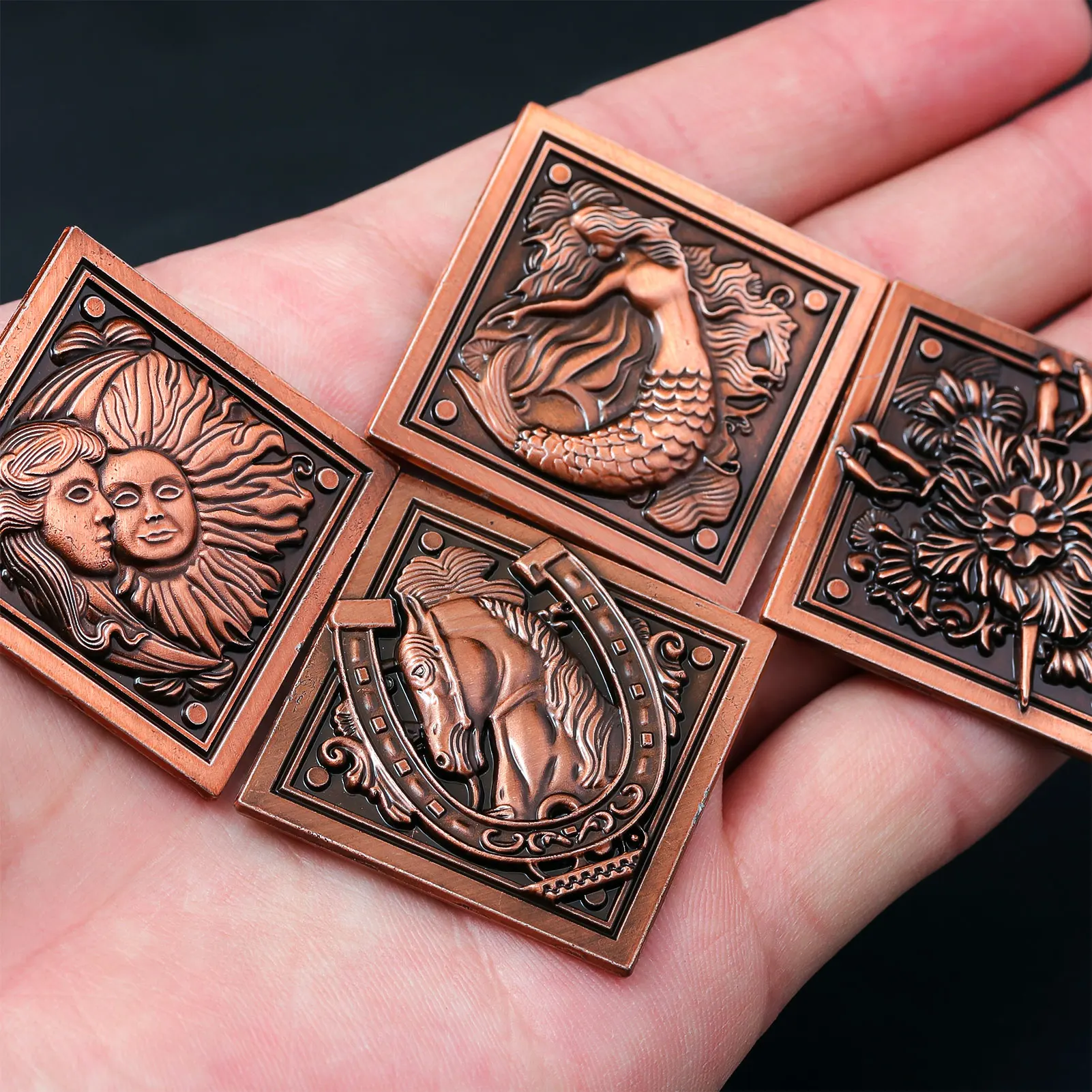 Game Resident Evil Double-sided Coin Keychain for Fans The Vintage Commemorative Coin Lion Bird Horse Ornaments Jewelry Gifts