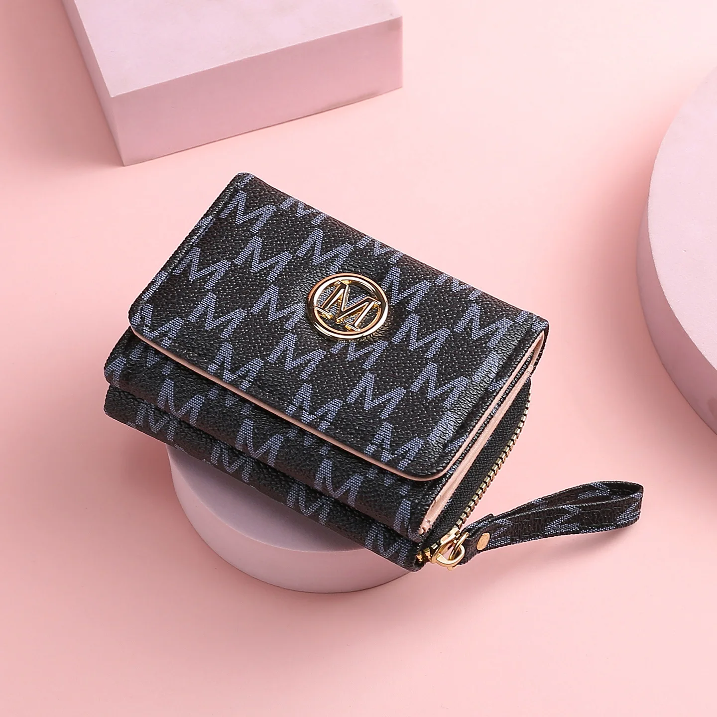 Cross-Border Hot-Selling Fashion Letter M Embossed And 70% Off Multi-Card Slot Women's Wallet With Back Chain Strap