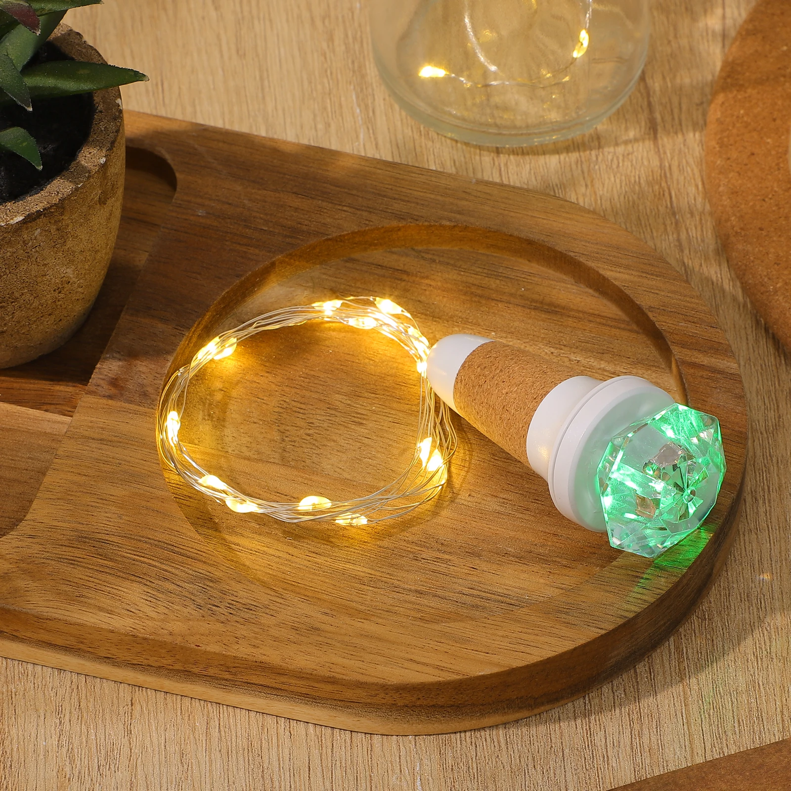 

2Pcs LED Illuminated Wine Bottle Stoppers Rechargeable for Holiday Party Decorations Unique Gifts Women College
