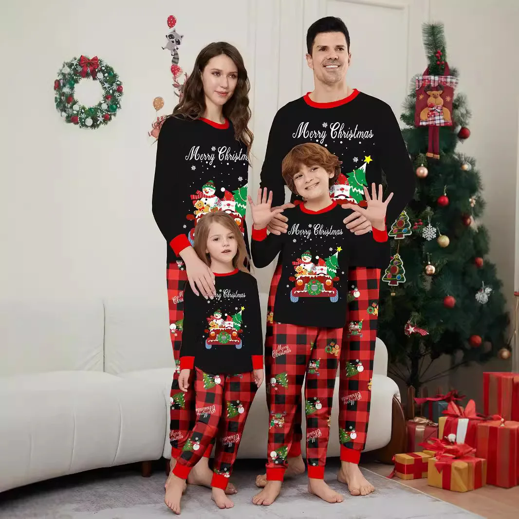 

Christmas Pajamas Family Matching Outfits Mom Dad Kids 2 Piece Baby Romper Soft Sleepwear Xmas Family Look 2025 New Year Clothes