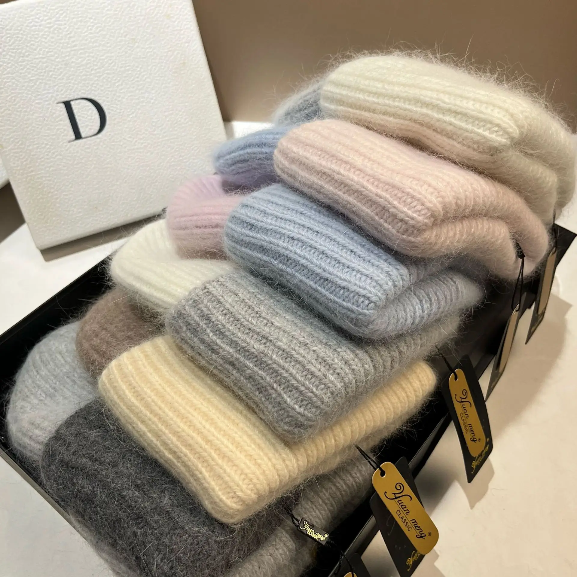 

Thicken Warm Angora Rabbit Fur Knitted Hat Winter Women Wool Skullies Beanies Outdoor Skiing Cap Lady Warm Walking Bonnet Beanie