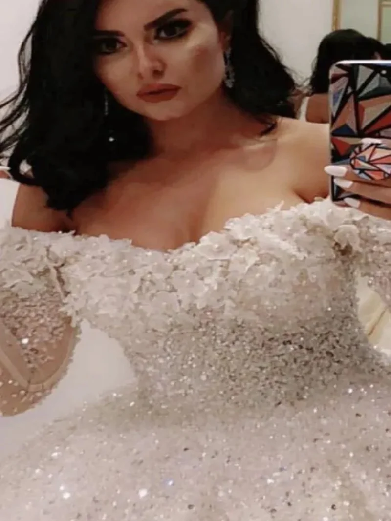 Customized 3D Handmade Flowers Off the Shoulder  Wedding Dress Sweep Train  Robe De Mariée Sparkly Beads Crystals   Bridal Gown