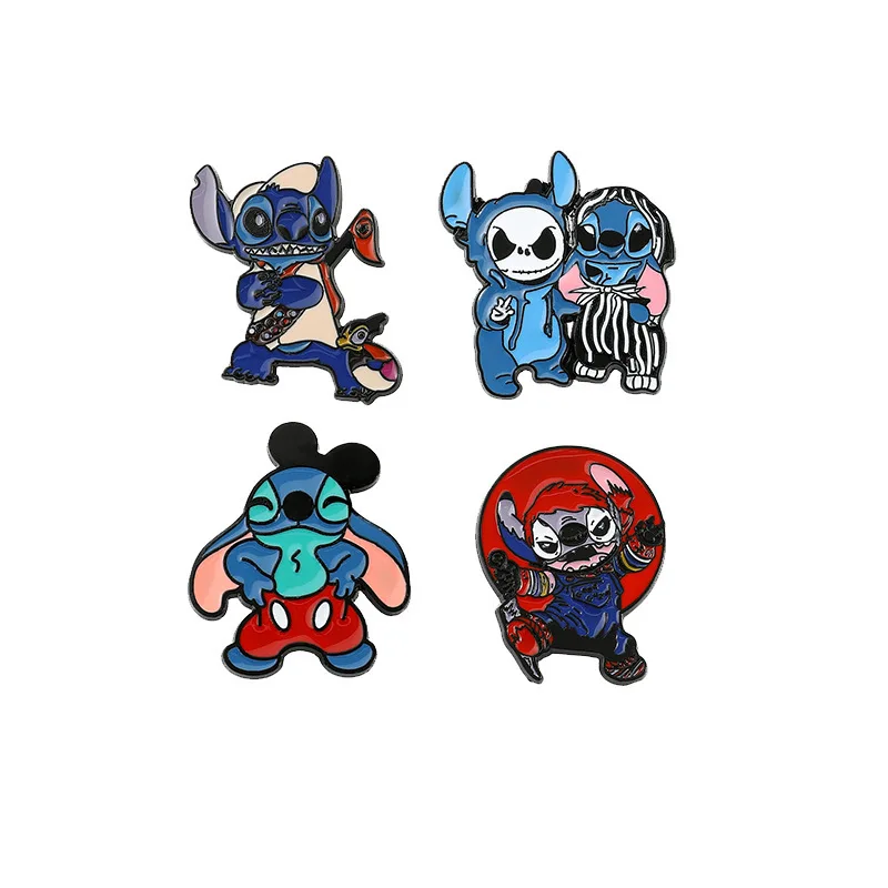 

MINISO Disney Stitch Christmas Eve Horror Brooch European and American Cartoon Cute Metal Badge Scarf Buckle