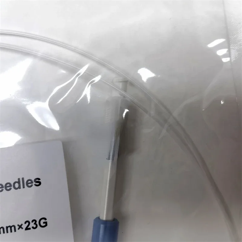 Jednorazowa igลa do wstrzykiwaล endoskopowych/ 1,8/2,3 mm