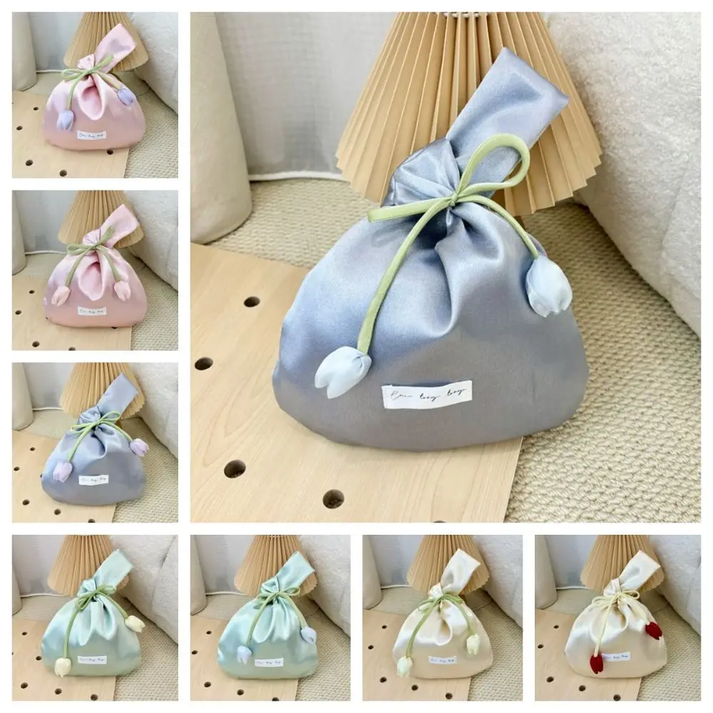 Vest Shape Tulip Wrist Bag Large Capacity Tope Handle Goddess Day Gift Bag New Chinese Style Silk cloth Wedding Beauty Bag