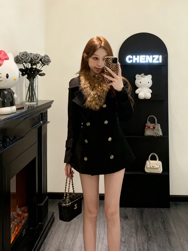 Elegant Black Woolen Coat Women's Slim Fit Double Breasted Fur Collar Long Sleeve Fashion Design Winter New Style Top