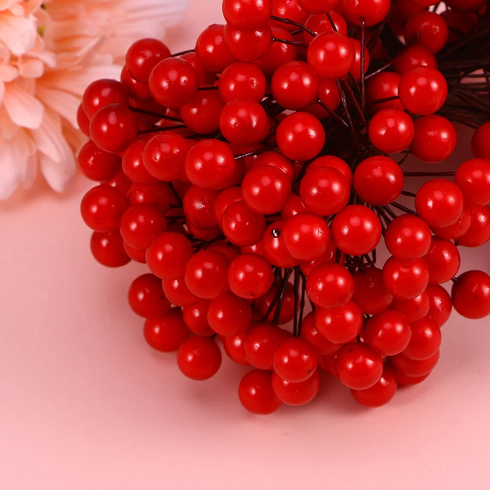 

200Pcs Christmas Simulation Red Berry Ornament Wreath Garland Decor Party Holiday Tree Festive Embellishment Ornament Berry