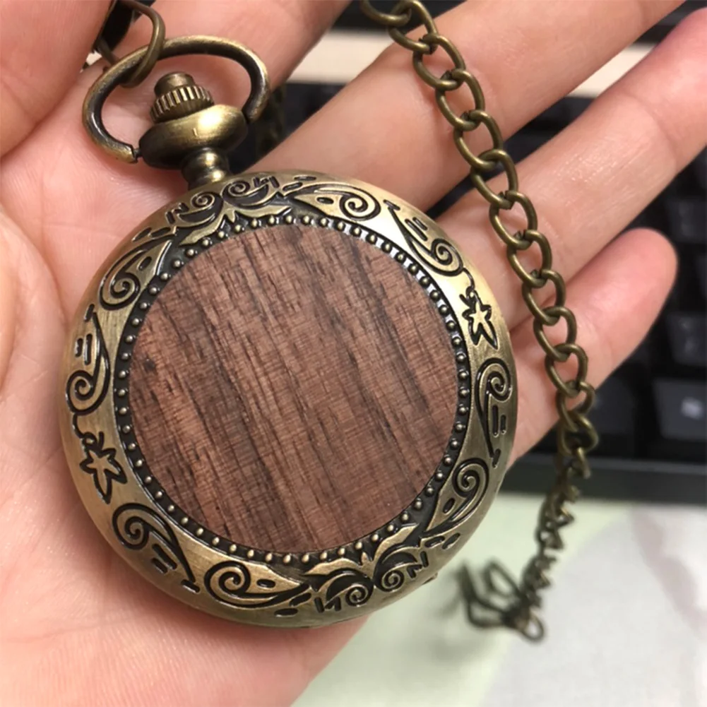 Jam Tangan Saku Quartz Hiasan Kayu Bulat Vintage Perunggu Jam Tangan Saku Rantai Fob Kalung Antik Angka Arab Pria Wanita