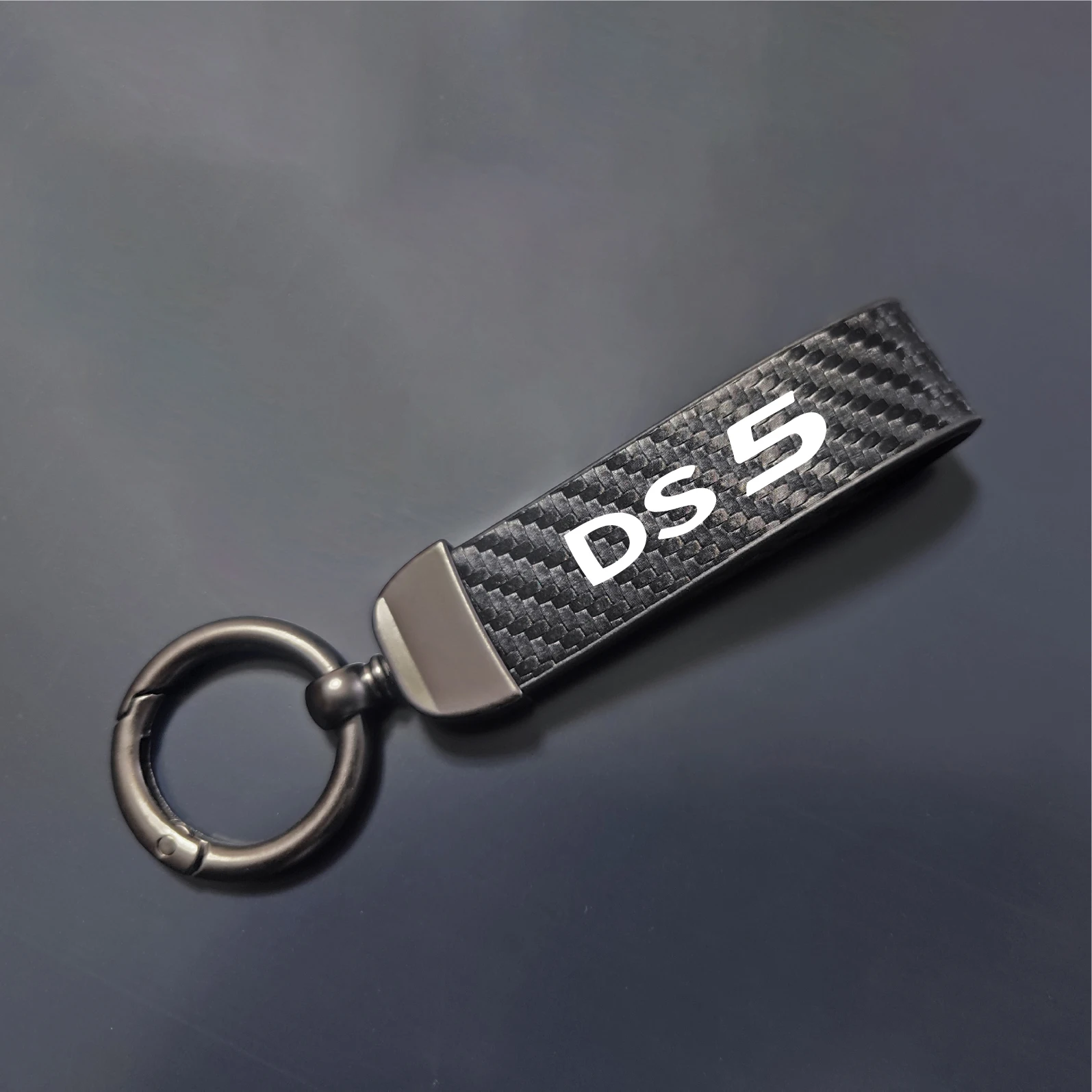 For DS 3 4 5 6 7 Key Fob Car High-end Sport Customized Car Logo Carbon Fiber Leather Keychain Zinc Alloy Key Ring