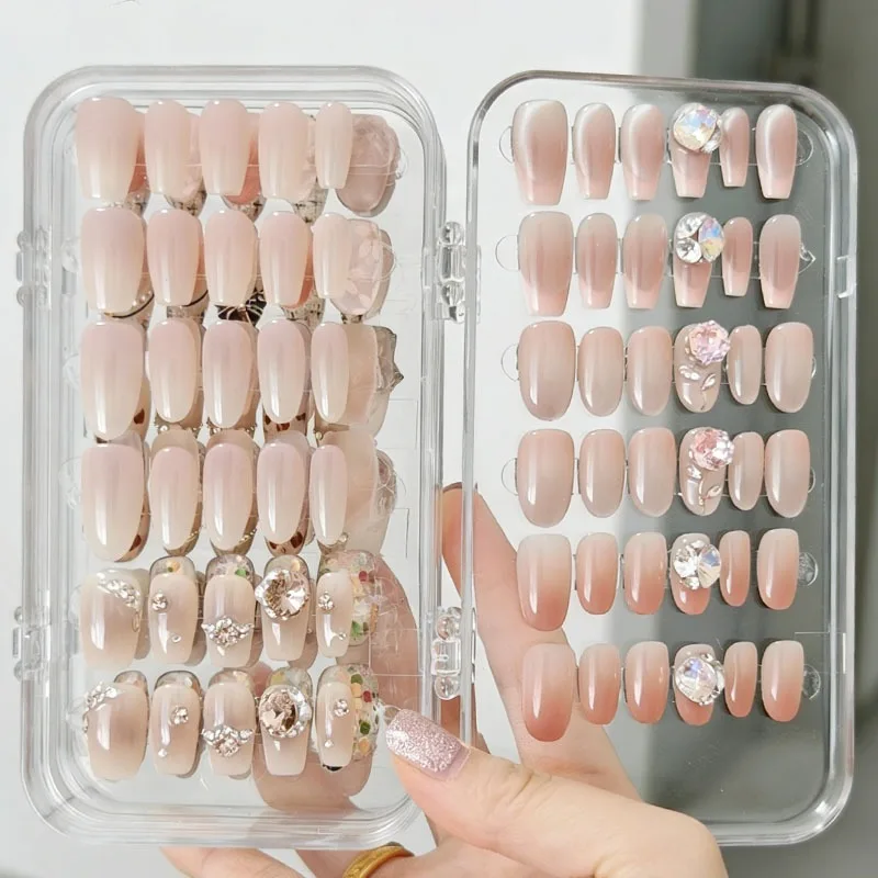 

Многофункциональный органайзер-коробка Tri Fold Clear для хранения накладных ресниц, маникюрных принадлежностей и аксессуаров