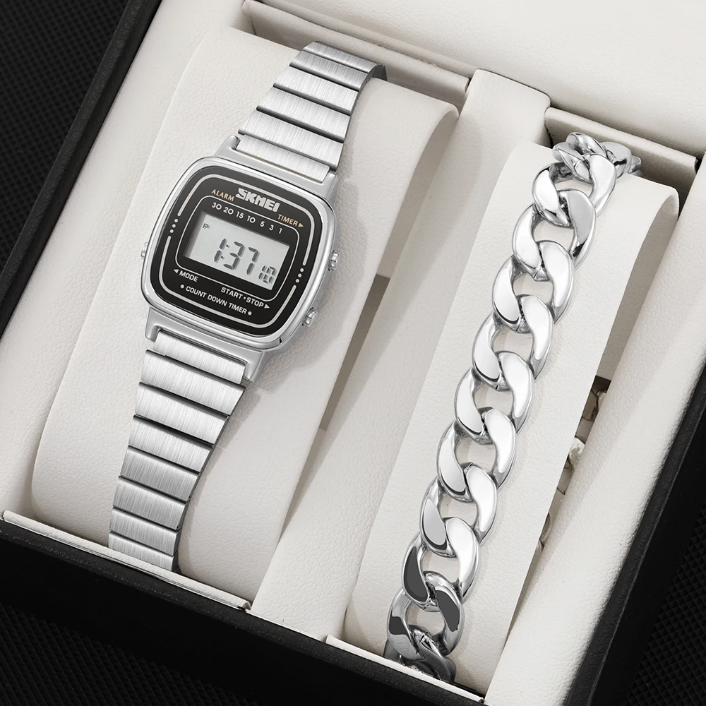 

SKMEI Fashion Sports Digital Watch For Women Small Dial Top Brands Luxury 3Bar Waterproof Ladies Watches Relogio Feminino