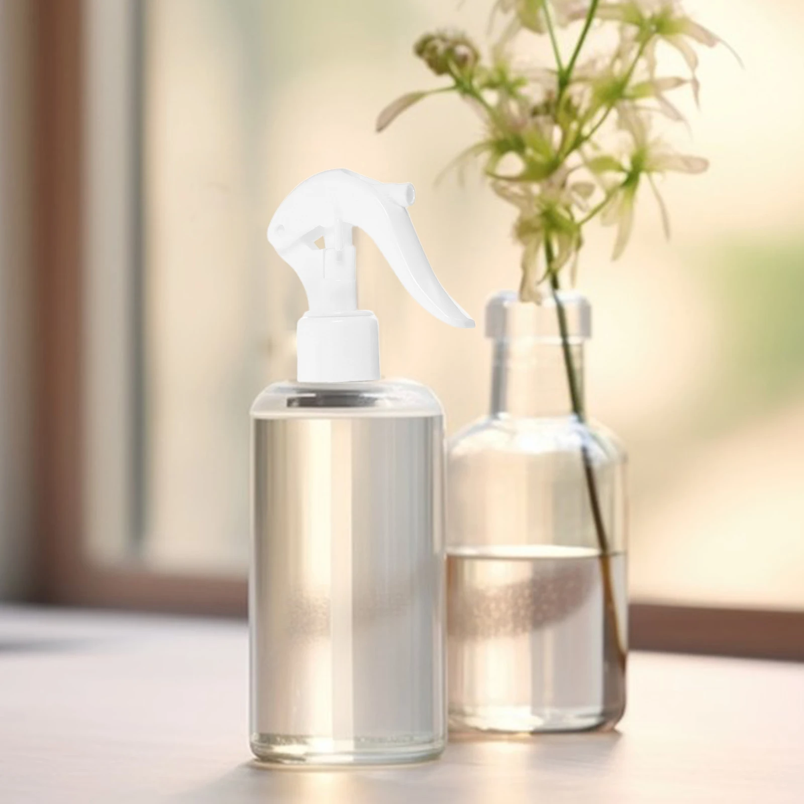 

Hand Buckle Spray Nozzle White Durable Plastic Universal Size Bottle Heads Gardening Household Lawn Car Pet Sprayer Replacement