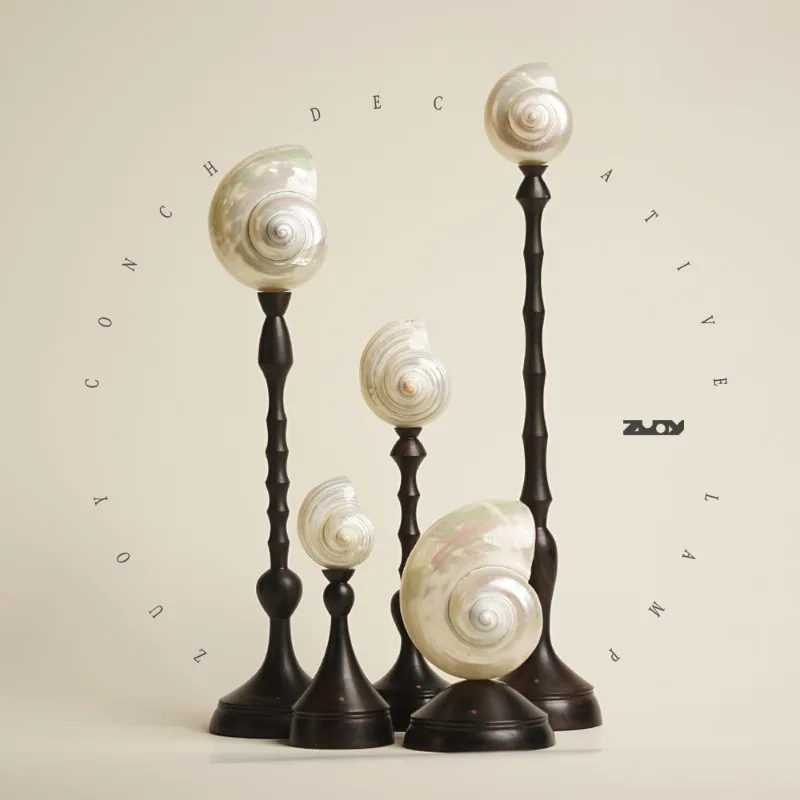 

Natural conch sandalwood rechargeable decorative desk lamp