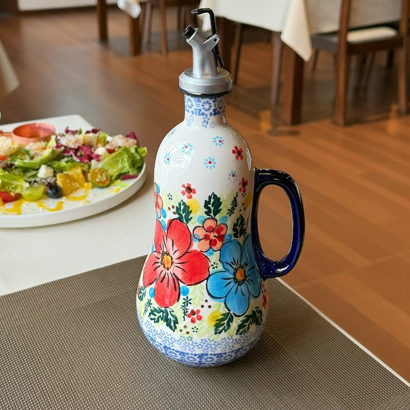 

LMM hand-painted polish oil pot kitchen sauce vinegar oil bottle ceramic large-capacity vinegar pot without hanging oil