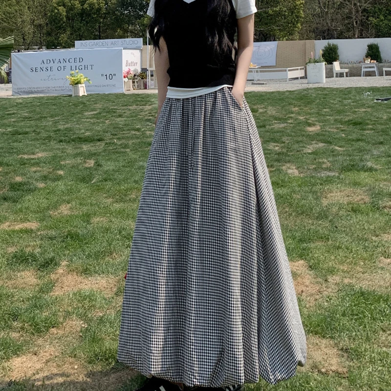 Vintage Black White Plaid Women Balloon Skirts Summer Casual A-Line Draped Puff Faldas Preppy Style Pleated High Waist Skirt