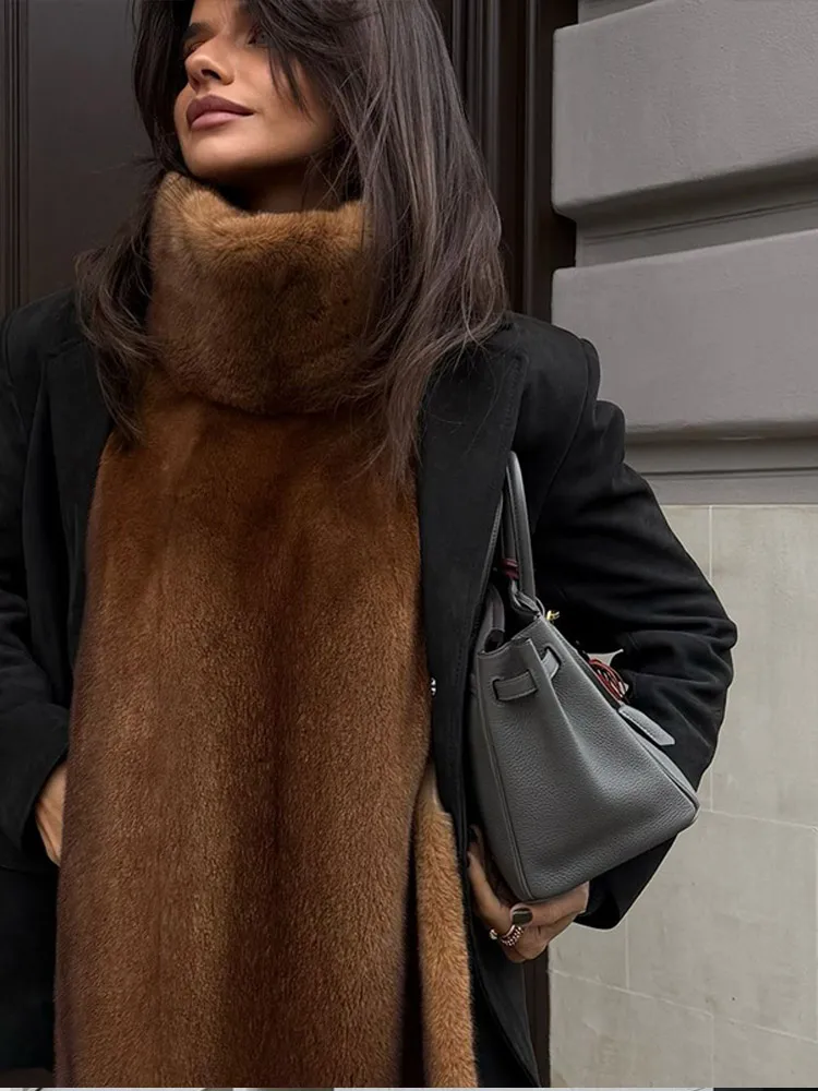 Luxury Brown Oversized Stand Collar Faux Fur Coats Women Fashion Long Sleeve Loose Thicken Jackets 2024 Winter Lady Streetwear