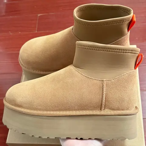 New Design Real Sheepskin Women Platform Fur Snow Boots Natural Wool Winter Warm Ankle Boots Classic Ultra Mini High Heels Shoes