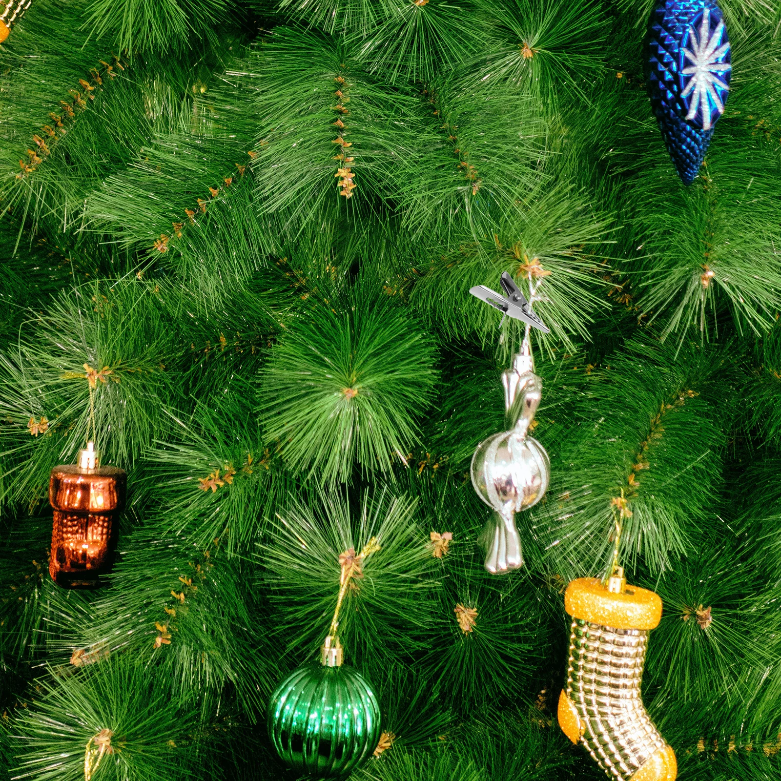 

50Pcs Christmas Tree Decoration Clips Metal Xmas Ornament Clips Multi-Functional Decor Holders Festive Adornment Clamps