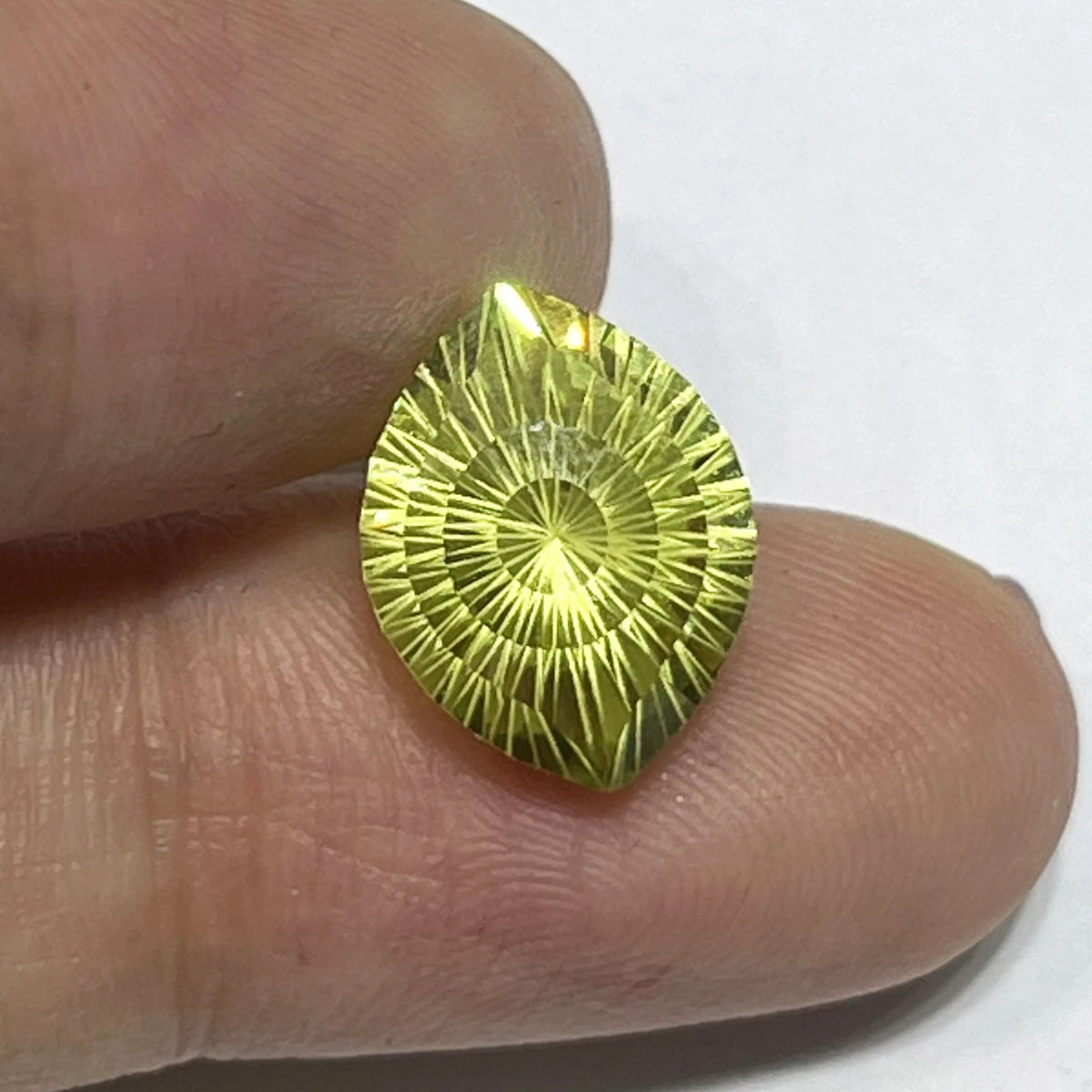 

2Pcs Good Quality 10x13mm Colorful Eye Shape Eye Cut Blue Color Cubic Zirconia Loose Gemstone DIY Accessories