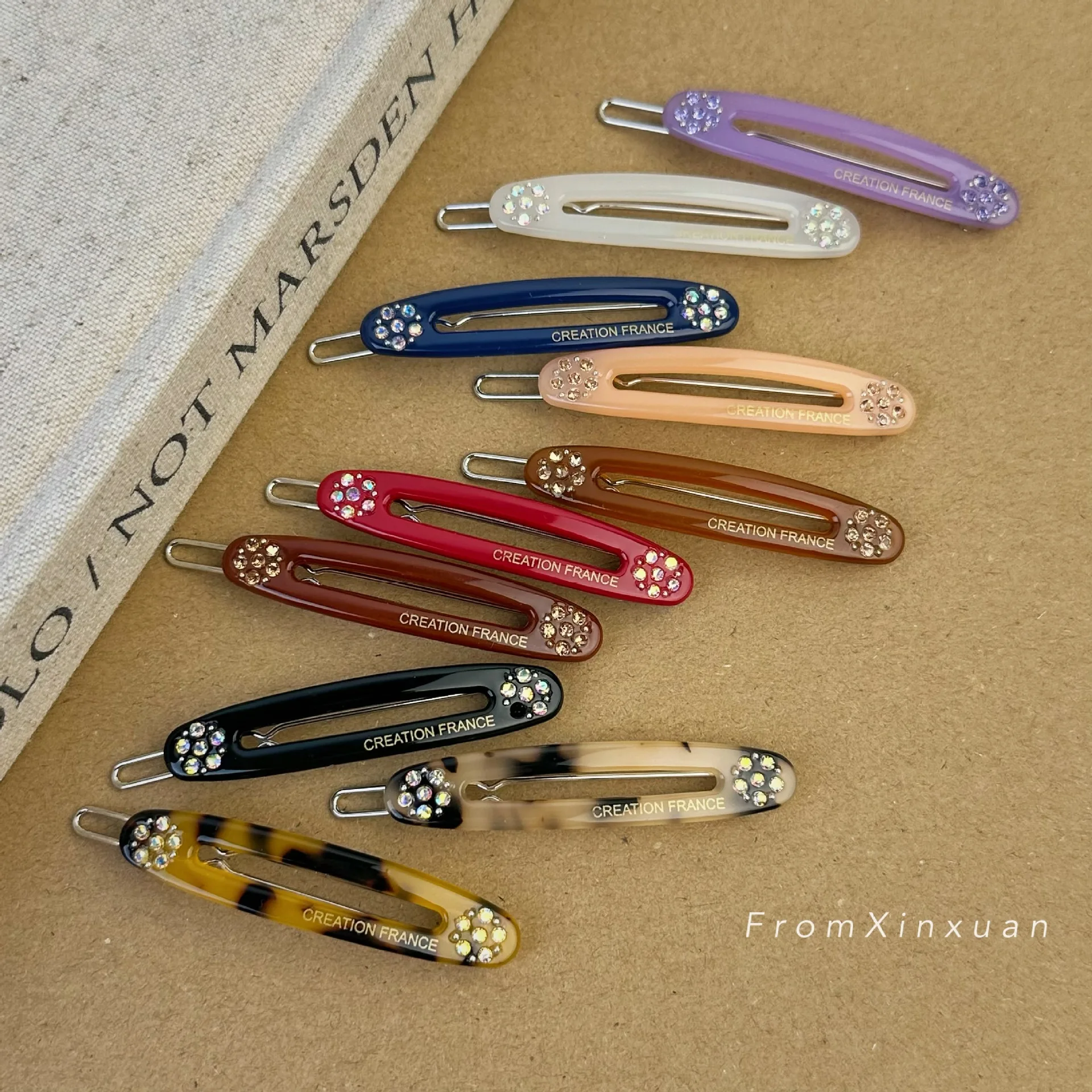 

Gold Standard Broken Diamond Flower Oval Edge Clip French Light Luxury Temperament Bangs Clip One-word Clip Hair Accessories